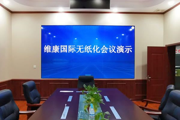 商場(chǎng)使用無縫拼接屏好還是LED全彩屏好？