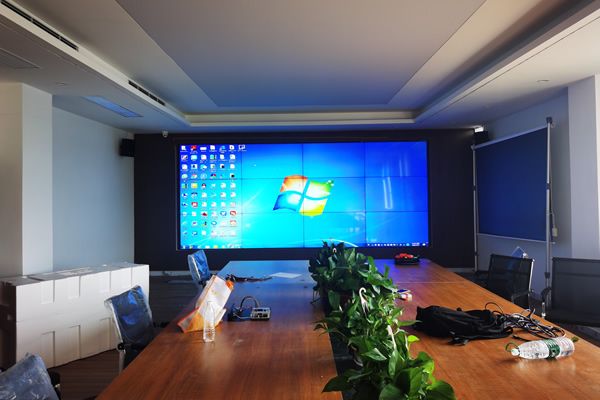 專業的液晶拼接屏廠家怎么選擇？