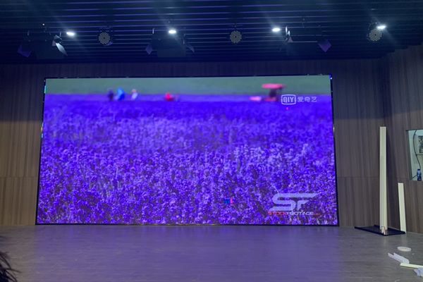 會議大屏有哪些，會議室選擇哪種顯示大屏比較好？