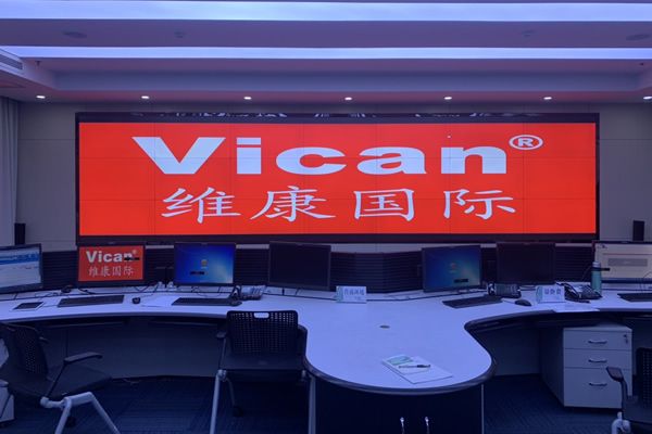 智慧學校分布式管理拼接屏顯示系統解決方案