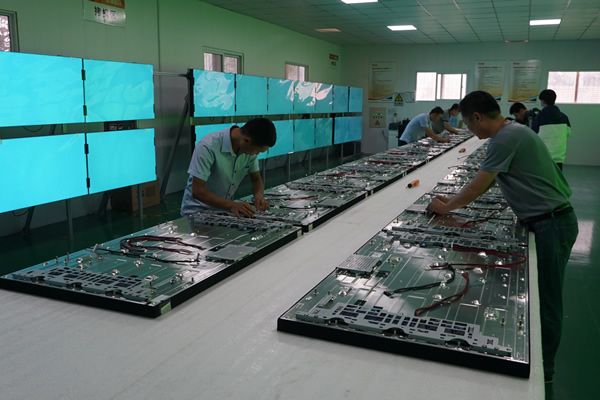 拼接屏廠家怎么選擇_拼接屏產品采購注意事項