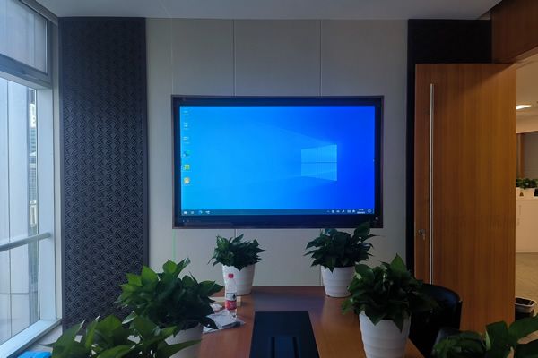 可以觸摸的顯示大屏有哪些，使用哪種觸摸顯示屏好