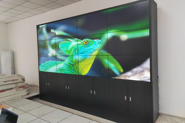 拼接屏是怎么做到4K、6K、8K…顯示的？大分辨顯示解決方案