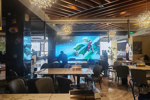 商場商店大屏幕用液晶拼接屏好，還是LED顯示屏？