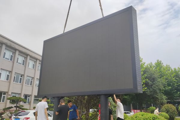 廣場舞臺與 LED 大屏幕比例設計的全面解析